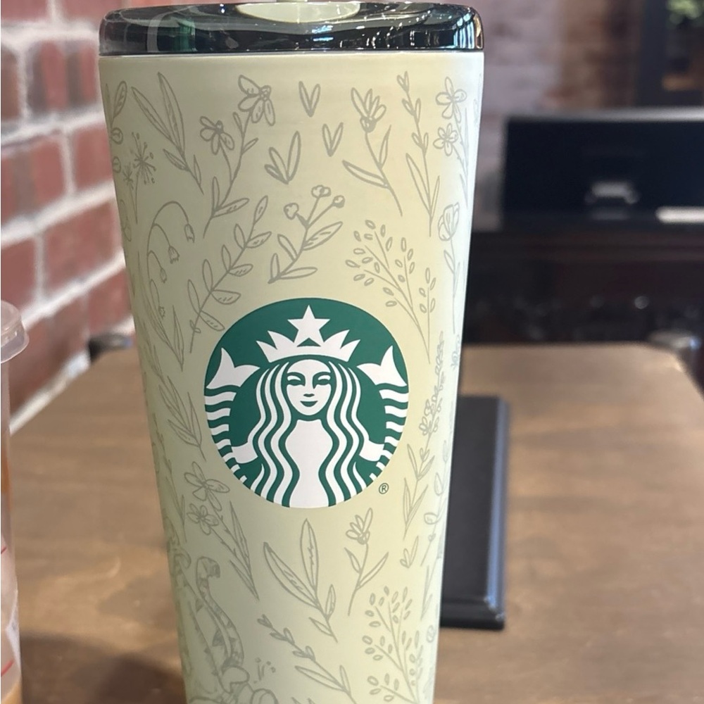 Starbucks Winnie the Pooh Tumbler